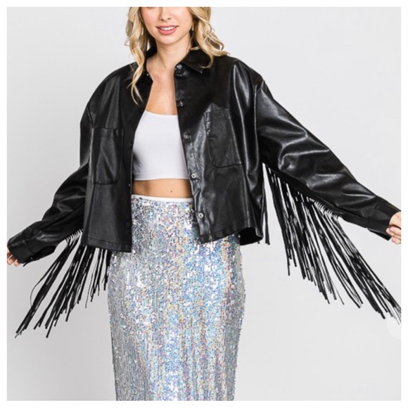 18 Fabulous Boho Faux Leather Fringed Jacket - Picture 2 of 5